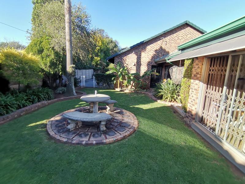 4 Bedroom Property for Sale in Vaalpark Free State